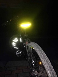 Reflexné samolepky na bicykel - biele Reflexné samolepky na bicykel - biele